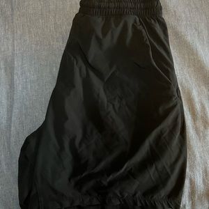 Lululemon 7 Inch Pace Breaker Short